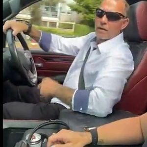 Meet your Posher, Travis